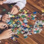 Evde Eğlenceli Zaman Geçirmenin 10 Yolu: Sıkılmanıza Gerek Yok!