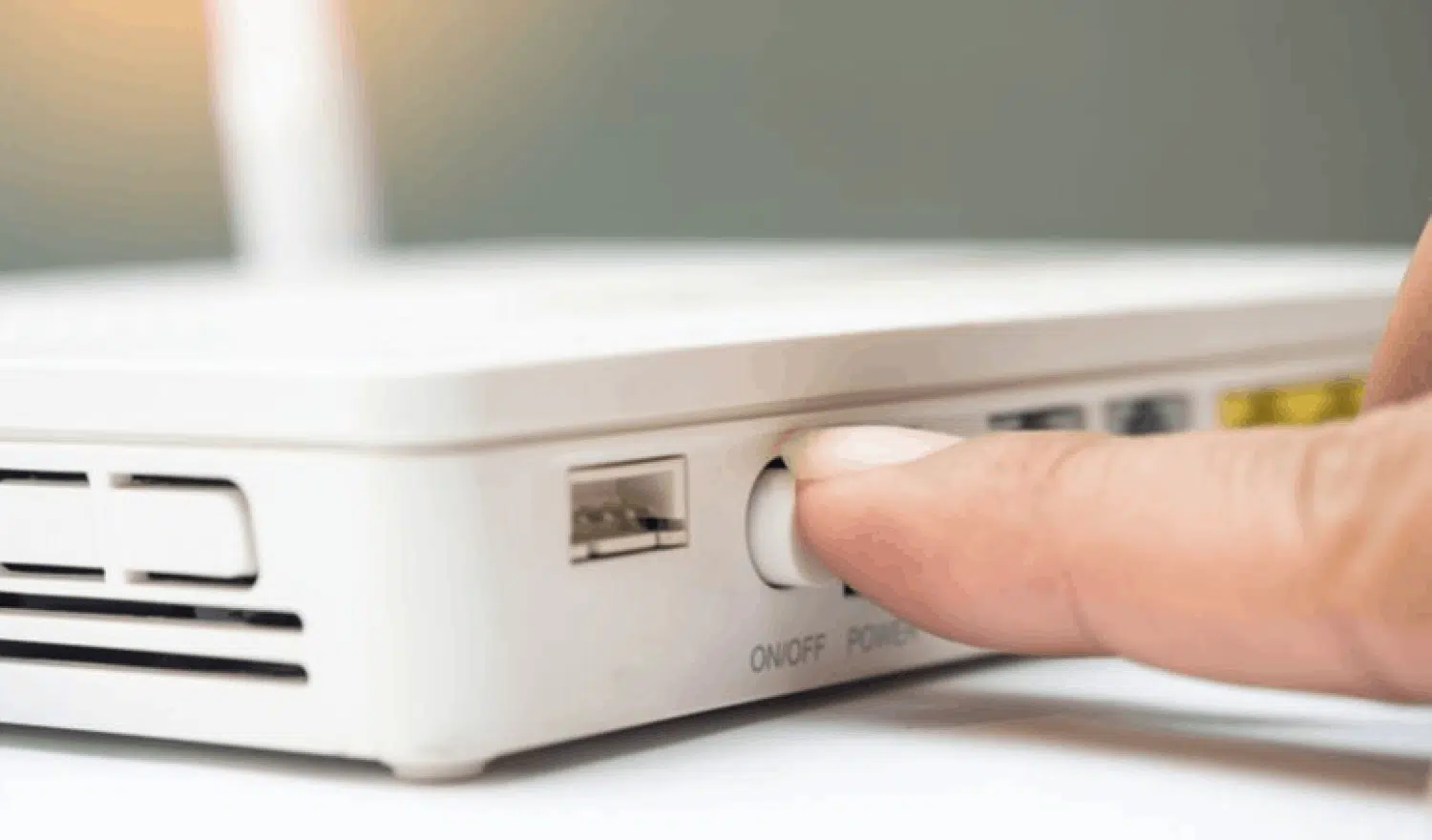 Wi-Fi Sinyali Güçlendirme Yöntemleri (Ev İçin Pratik Çözümler) 5 Modem Yeniden Başlatma