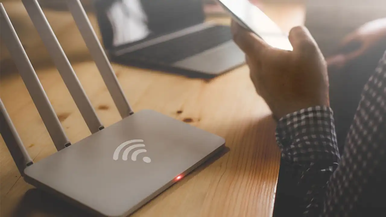 Wi-Fi Sinyali Güçlendirme Yöntemleri (Ev İçin Pratik Çözümler) 1 Wifi Modem